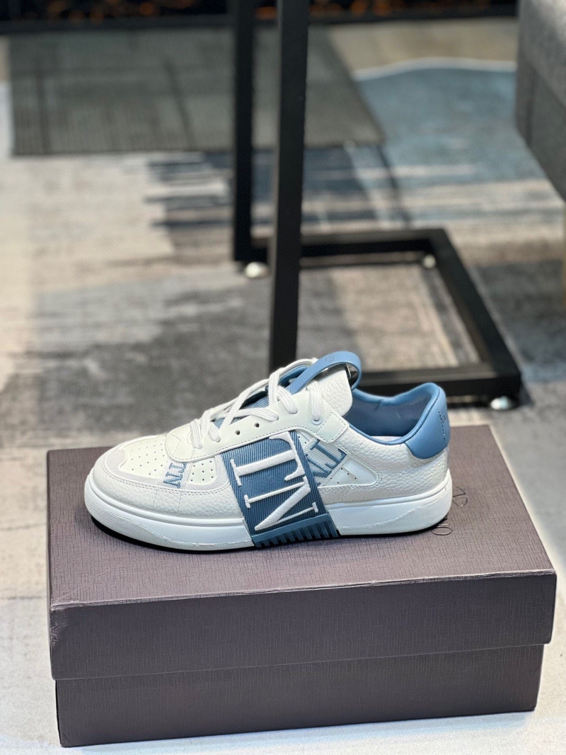 Valentino Sneakers